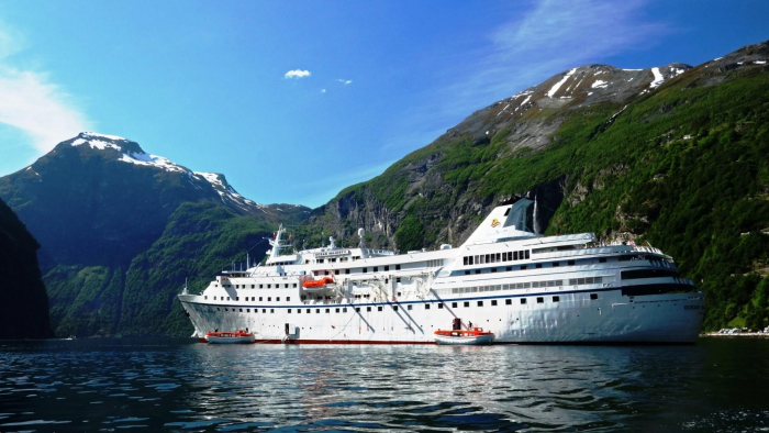 MS Ocean Majesty, Außenansicht 2