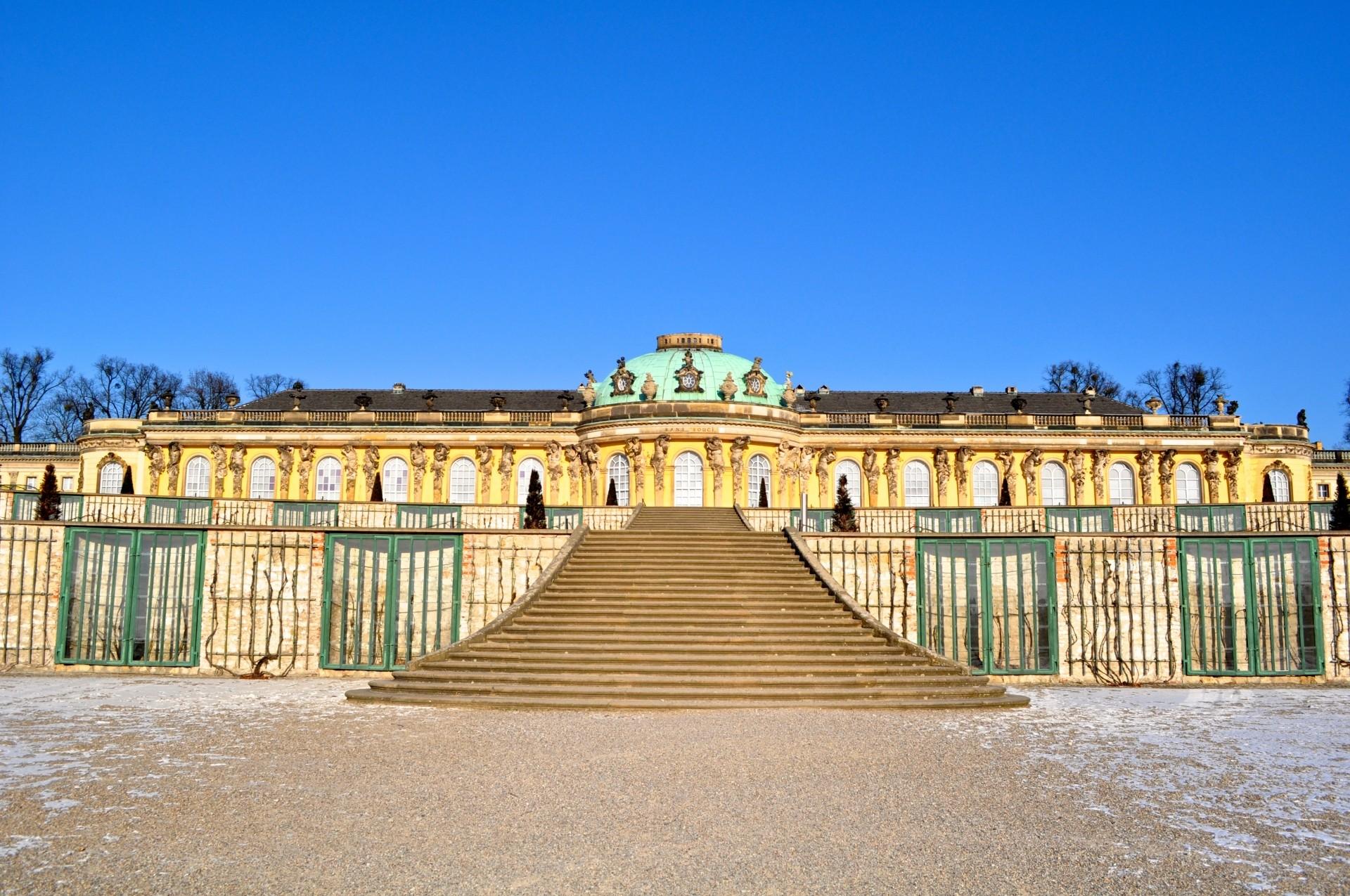Schloss Sanssouci in Potsdam im Winter
