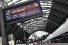 Bahnfahrt nach Brüssel