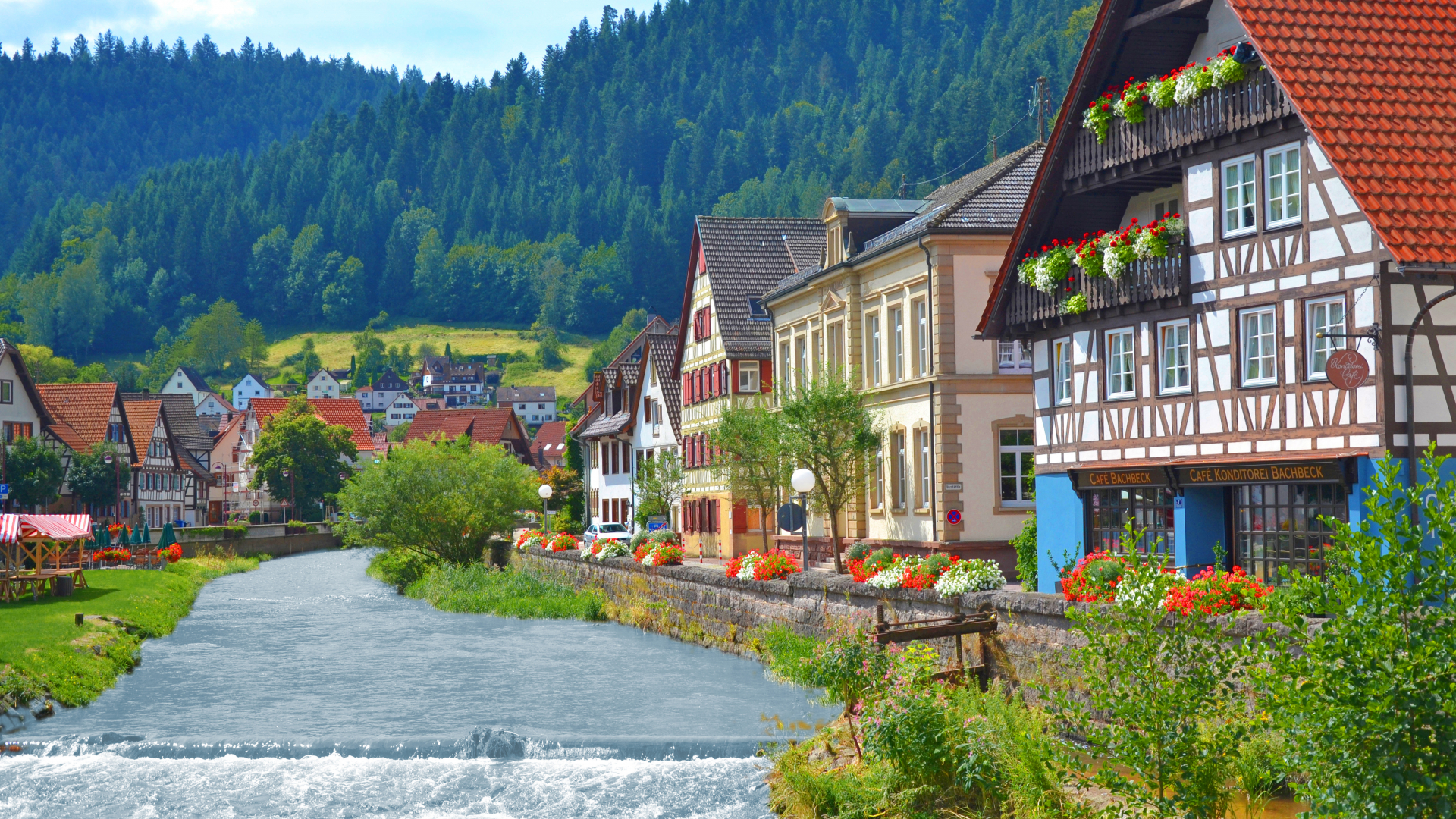 Fachwerk im Schwarzwald_#shutterstock_153367871
