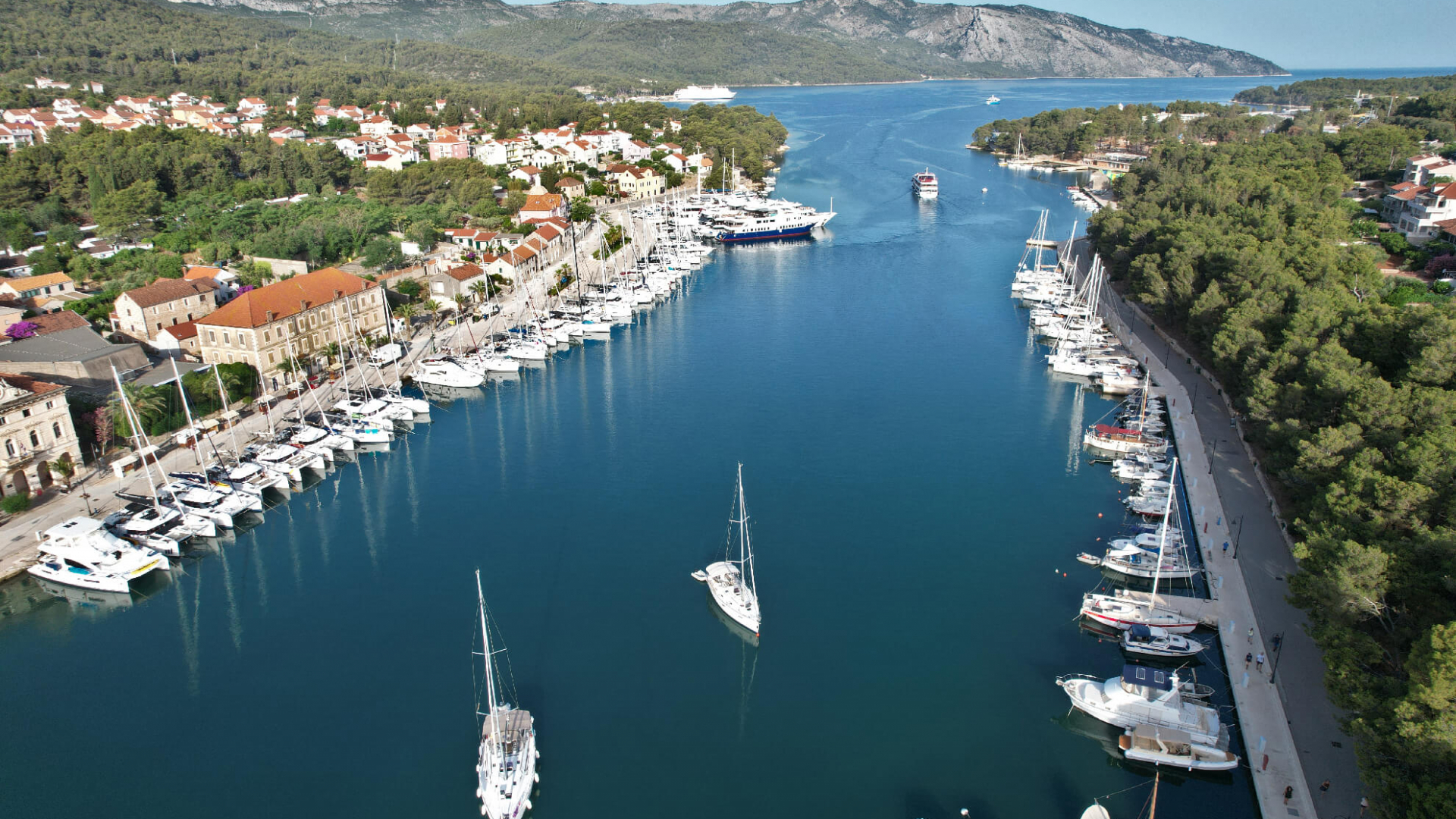 Stari Grad by Martin Kralj (4)
