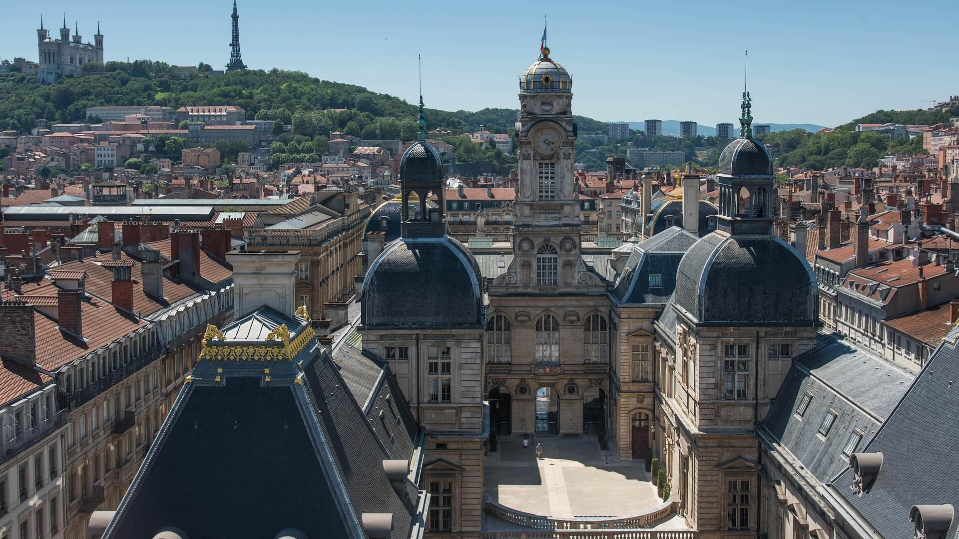 Lyon 2