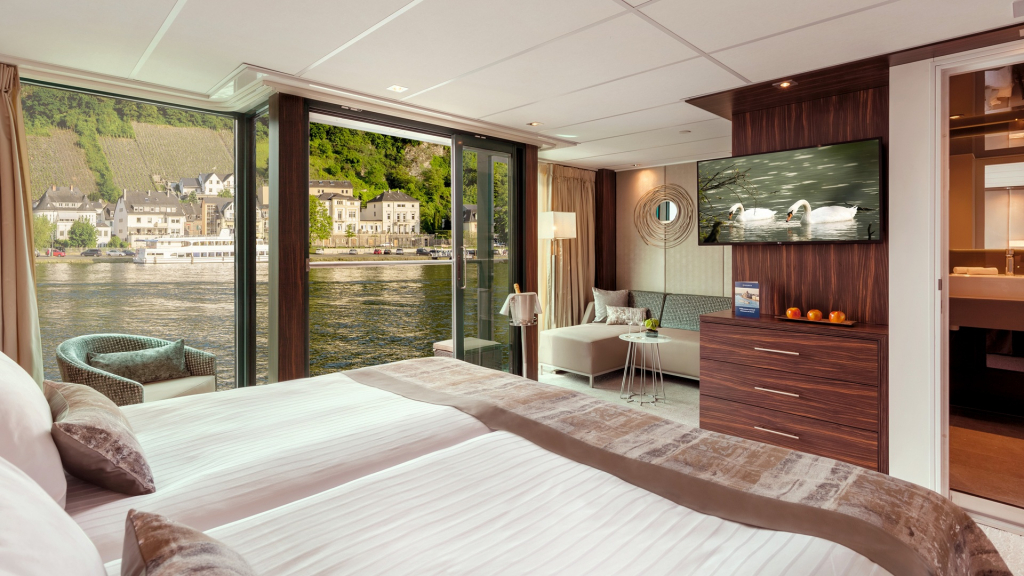 AMADEUS Imperial Suite_Bed